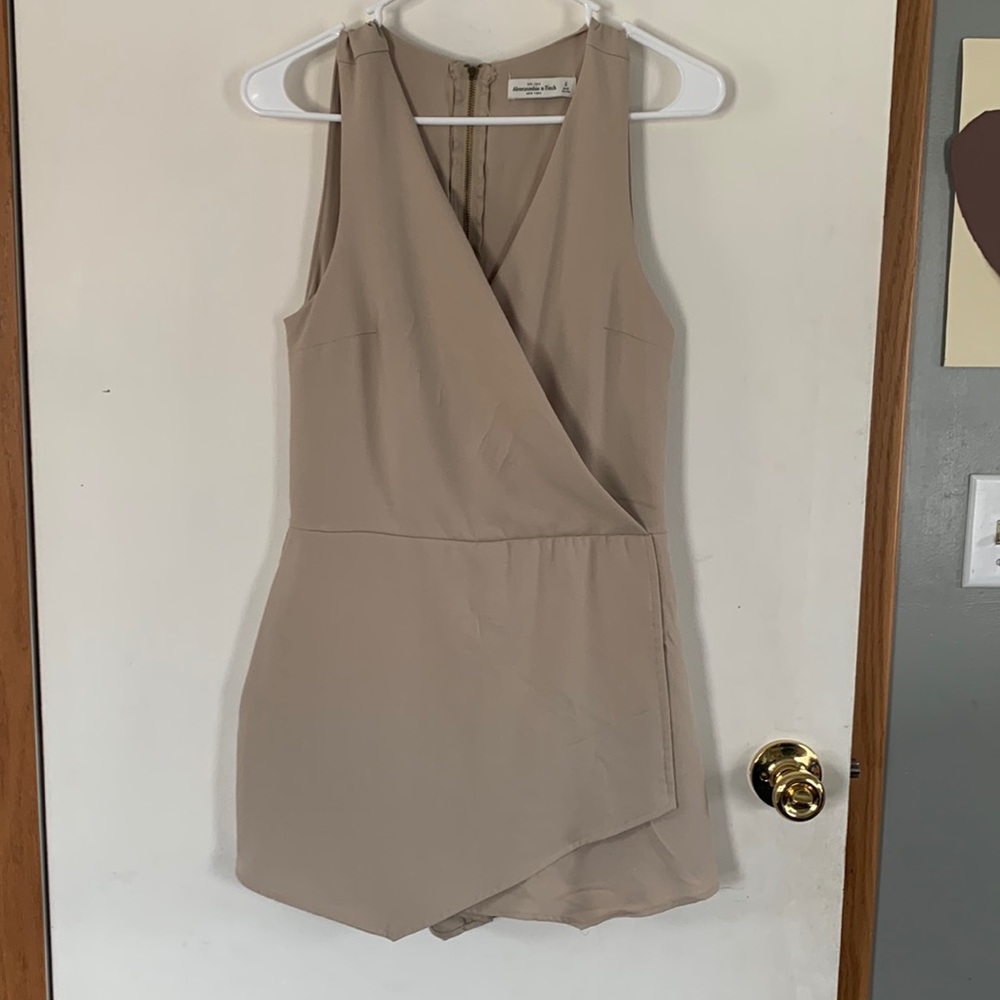 Abercrombie & Fitch romper